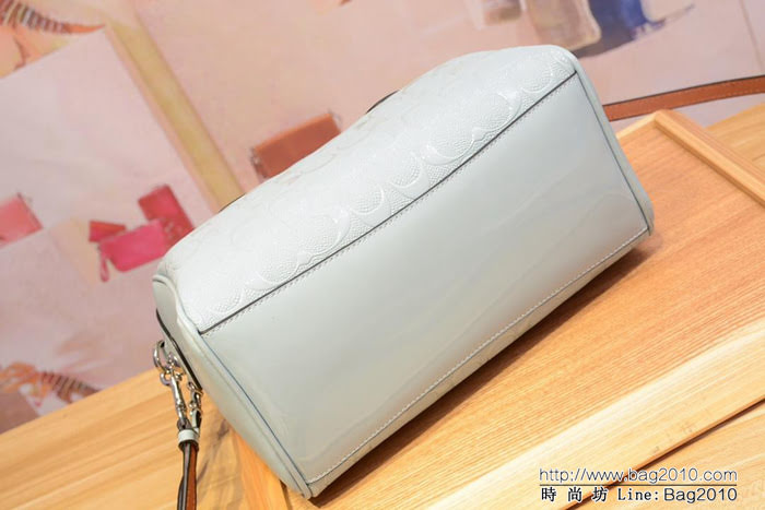 COACH蔻馳 C家新款 11920 漆皮壓花枕頭包 容量大 可單肩斜挎  Chz1101